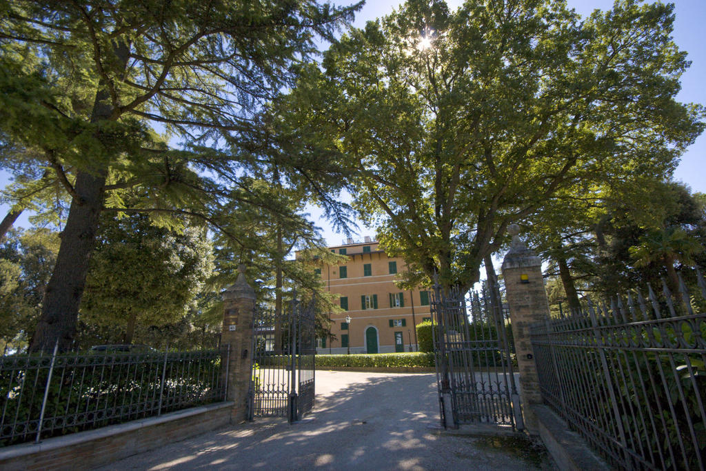 Hotel Villa Verdefiore Appignano  Bagian luar foto