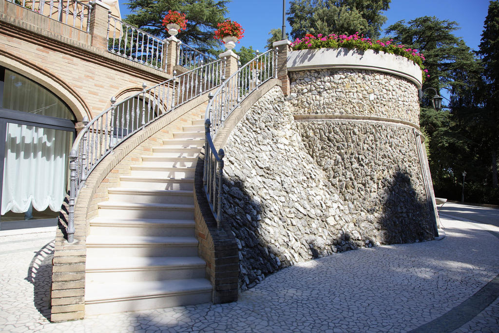 Hotel Villa Verdefiore Appignano  Bagian luar foto